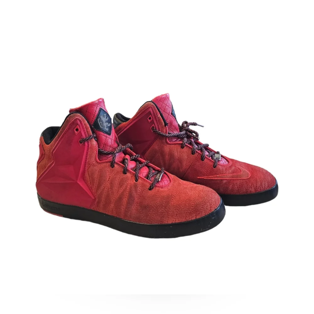 Nike lebron 11